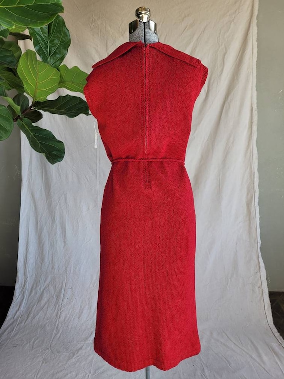 1960s Classic Red Knit Sleeveless Dress - image 5