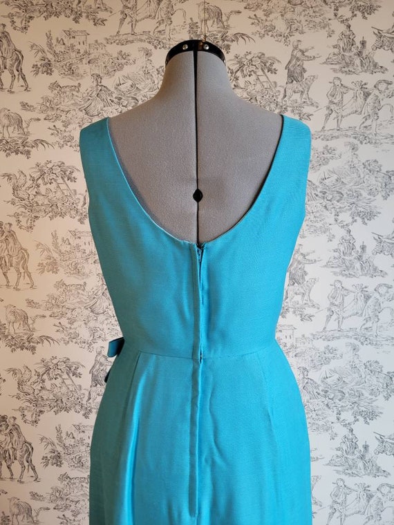 1960s Elegant Long Blue Fitted Dress - image 8