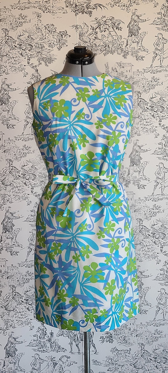 1960s Cheerful & Groovy Floral Shift Dress