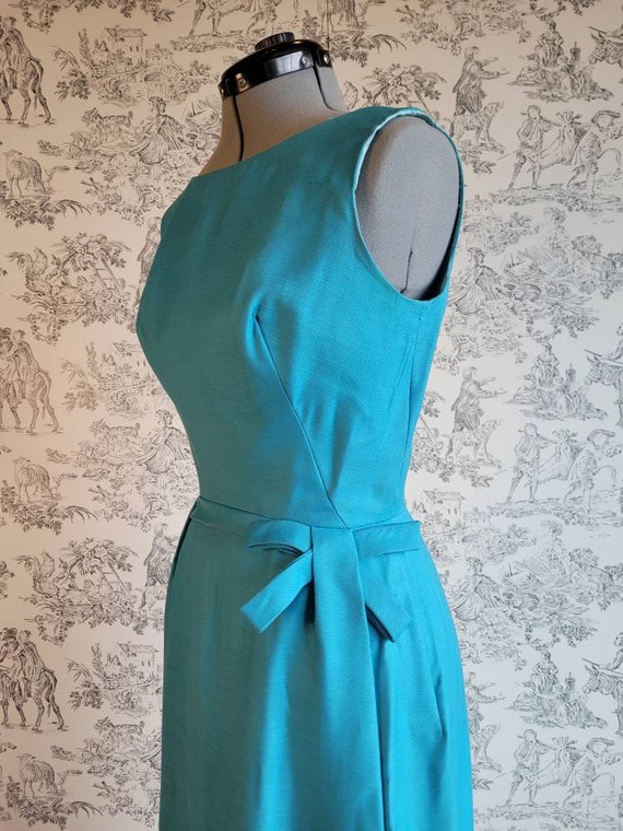 1960s Elegant Long Blue Fitted Dress - image 7