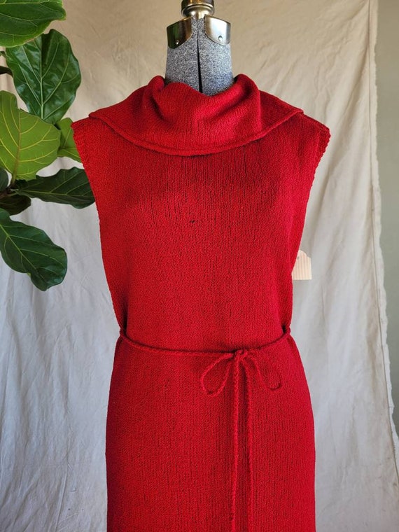 1960s Classic Red Knit Sleeveless Dress - image 3