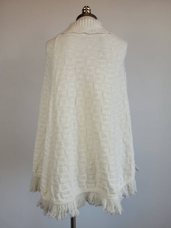 1960-70s Knit Fringe Poncho Sweater Top - image 4