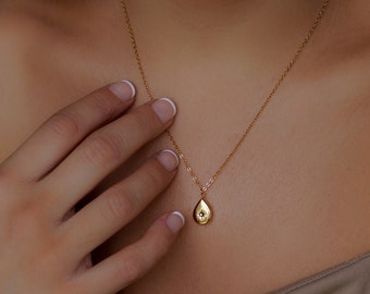 Tiny Gold Necklace, Dainty Gold Necklace, Necklace for women, necklace pendant, necklace charm, 18k gold small pendant necklace uk