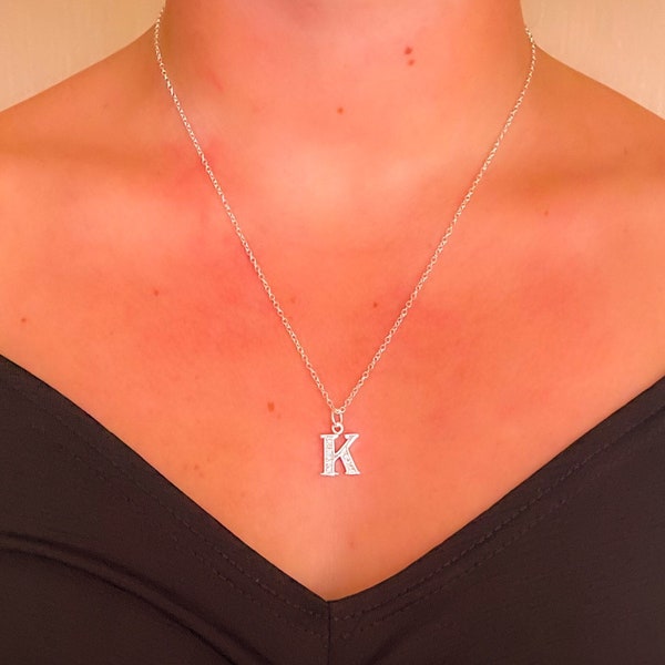 Letter K ketting / gepersonaliseerde sieraden / verzilverde ketting, eerste K ketting, gepersonaliseerde K Letter Pendent, Letter K Alphabet UK