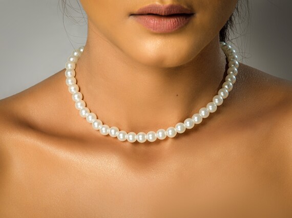 18k Pearl Necklace/ Dainty Freshwater 