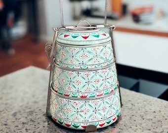 Tiffin pintado a mano 3 niveles Tiffin almuerzo contenedores indio Tiffin Picnic comida Tiffin regalo de Navidad inauguración de la casa regalo 3er aniversario regalo