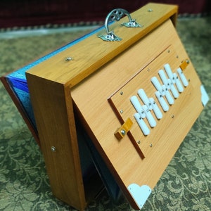 Shruti Box Teak Wood Large Size (15" X 10" X 3") Inches 440Hz & 432Hz Sur Peti With foam Bag, Bhajan , Kirtan, Yoga ,Chant ( Made in India )