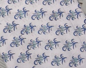 Bloemenprint katoenen stof blokprint stoffen jurk Plantaardig geverfde Indiase stof gewaadstof op maat gesneden dameskleding Wit op Indigo