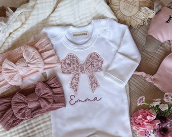 Personalized baby romper and bow set, embroidery baby girl coming home outfit, custom baby shower gift, monogrammed sleeper footies