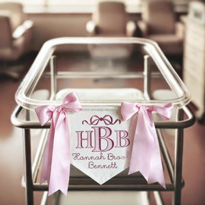Personalized Baby Name Banner – Welcome Sign with Bows, Hospital Door & Baby Shower Decor