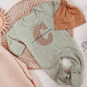 Personalized baby romper and hat set, custom infant boy coming home outfit, embroidery baby shower gift, monogrammed sleeper footies