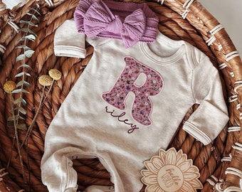 Personalized baby romper and bow set, custom infant girl coming home outfit, embroidery baby shower gift, monogrammed sleeper footies