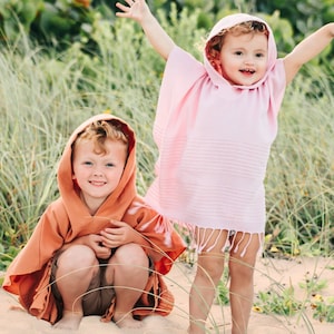 Personalized Turkish Towel Poncho for Kids, Hooded Beach Towel for Toddlers, Surf Poncho Swim Changing Robe, kids bath towel