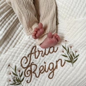 Personalized Embroidered Baby Blanket, Swaddle with Name and Floral Personalized Baby gift, Cotton Muslin image 1