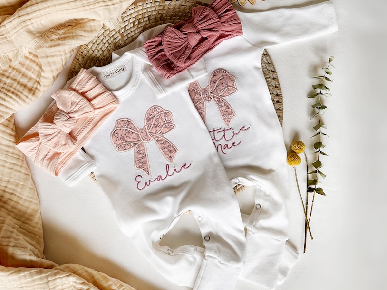 Personalized baby romper and bow set, embroidery baby girl coming home outfit, custom baby shower gift, monogrammed sleeper footies image 6