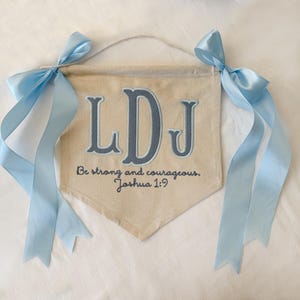 Personalized Baby Name Banner – Welcome Sign with Bows, Hospital Door & Baby Shower Decor, Gingham nursery decor