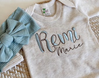 Personalized Baby Romper and Bow Set: Embroidered Coming Home Outfit