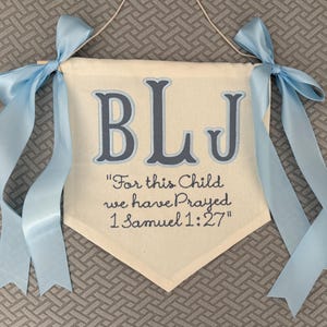 Personalized Baby Name Banner – Welcome Sign with Bows, Hospital Door & Baby Shower Decor, Gingham nursery decor