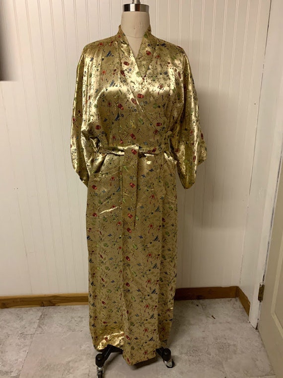 Vintage Chinese Brocade Robe