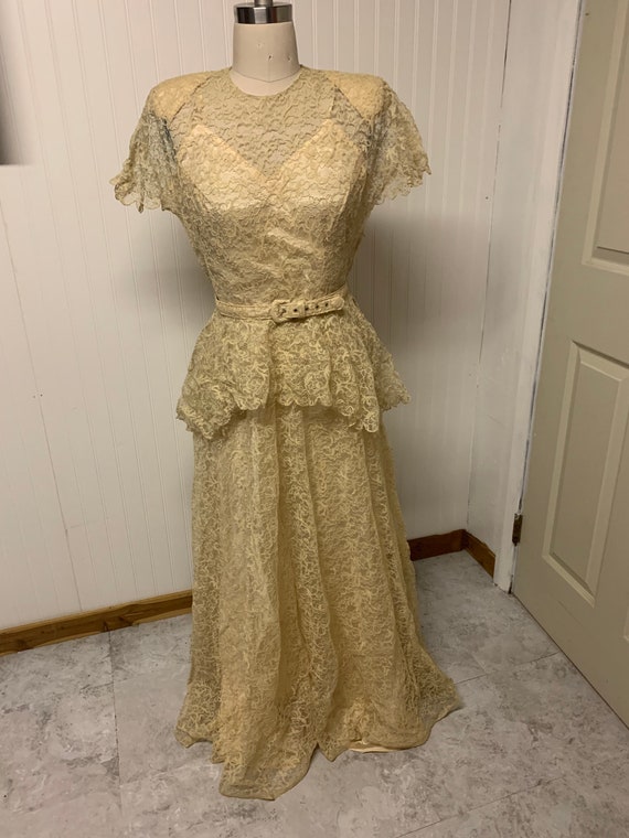1940’s Lace Wedding Dress