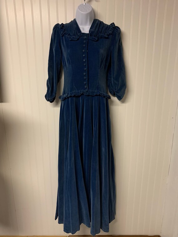 1930’s Dropped Waist Velvet Dress