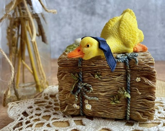 Vintage Duck On Hay Bale Trinket, Joyero, Decoración para estante y escritorio, Decoración del hogar Cottagecore, Decoración de pato, Naturecore, Casa de campo