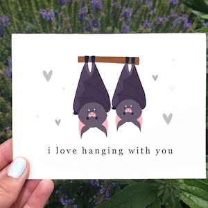 Cartão de aniversário engraçado para impressão, cartão de dia dos namorados, cartão para namorado, cartão de morcegos, cartão de aniversário engraçado para marido, cartão "Eu amo sair com você"
