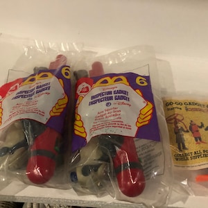 Inspector Gadget Arm Squirter 1999 Mcdonalds & Kids Club  Vintage Toys