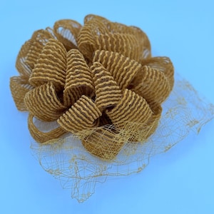 Vintage 1940s/50s Golden Hair Bow Fascinator with Netting