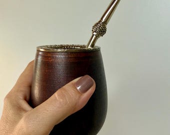 手彫りのマテ茶カップ、アルパカシルバーボンビリャ、初心者向けマテ茶