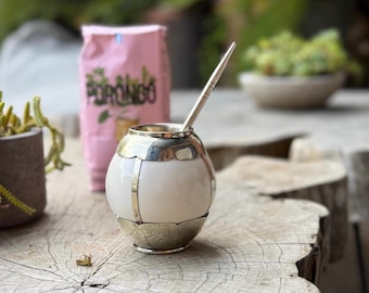 手作りマテ茶カップ 白 ｜アルパカ×本革×カラバサ アルゼンチン アルゼンチン代表マテ茶セット メッシ ナショナルチーム マテカップ