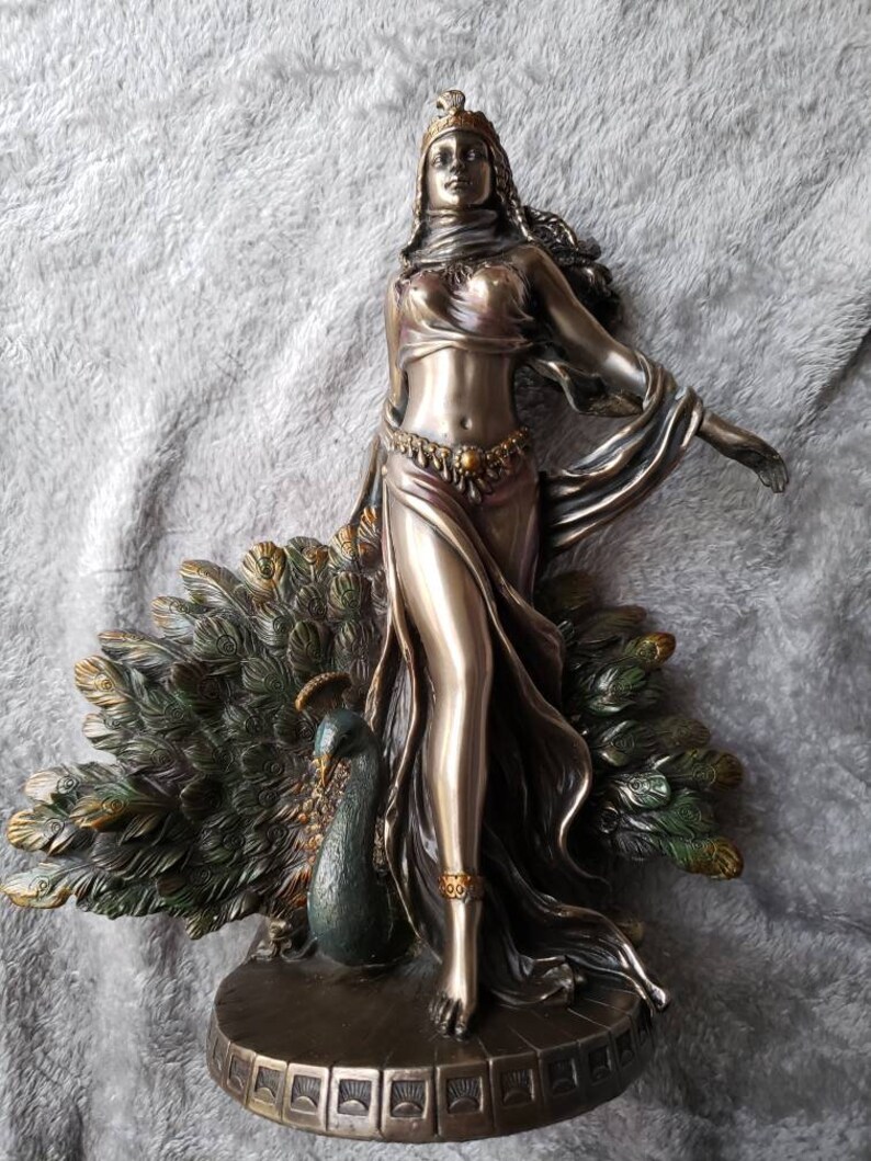 10 Hera Statue image 0