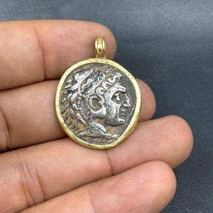Excellence condition old ancient solid silver Greek coin with 18 carat genuine gold pendent
