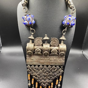 Authentic old ethnic tribal antique silver necklace with ancient Gabri glas and old dzi agate bead