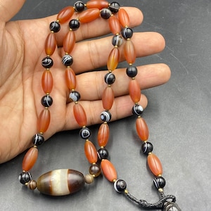 Very lovely old antique Tibetan bead necklace