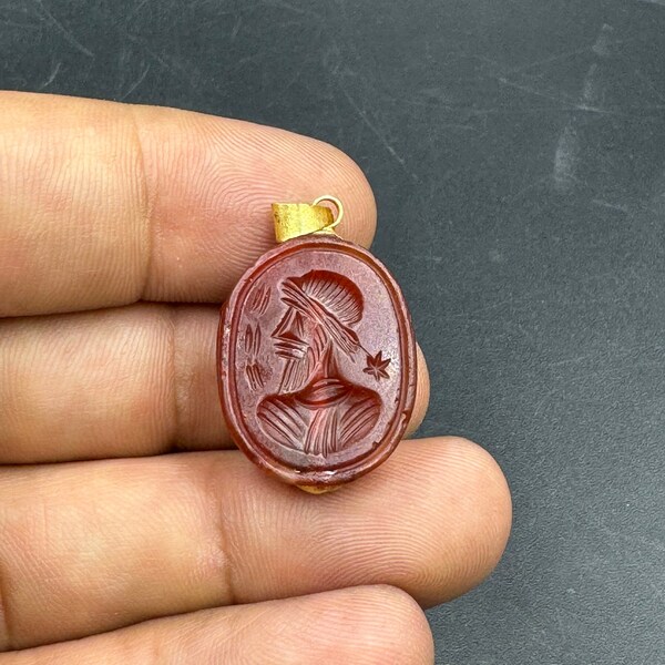 Genuine antique natural agate carved scarab bead with 18k gold pendent