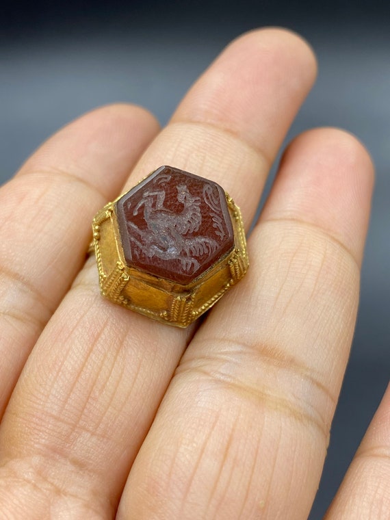 Very beautiful old antique natural agate engraved… - image 1