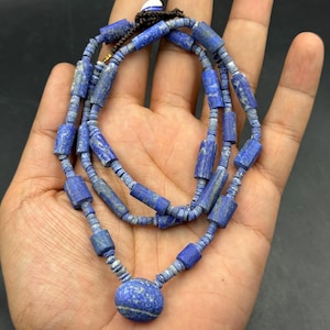 wonderful old antique natural lapis lazuli beads necklace from Afghanistan