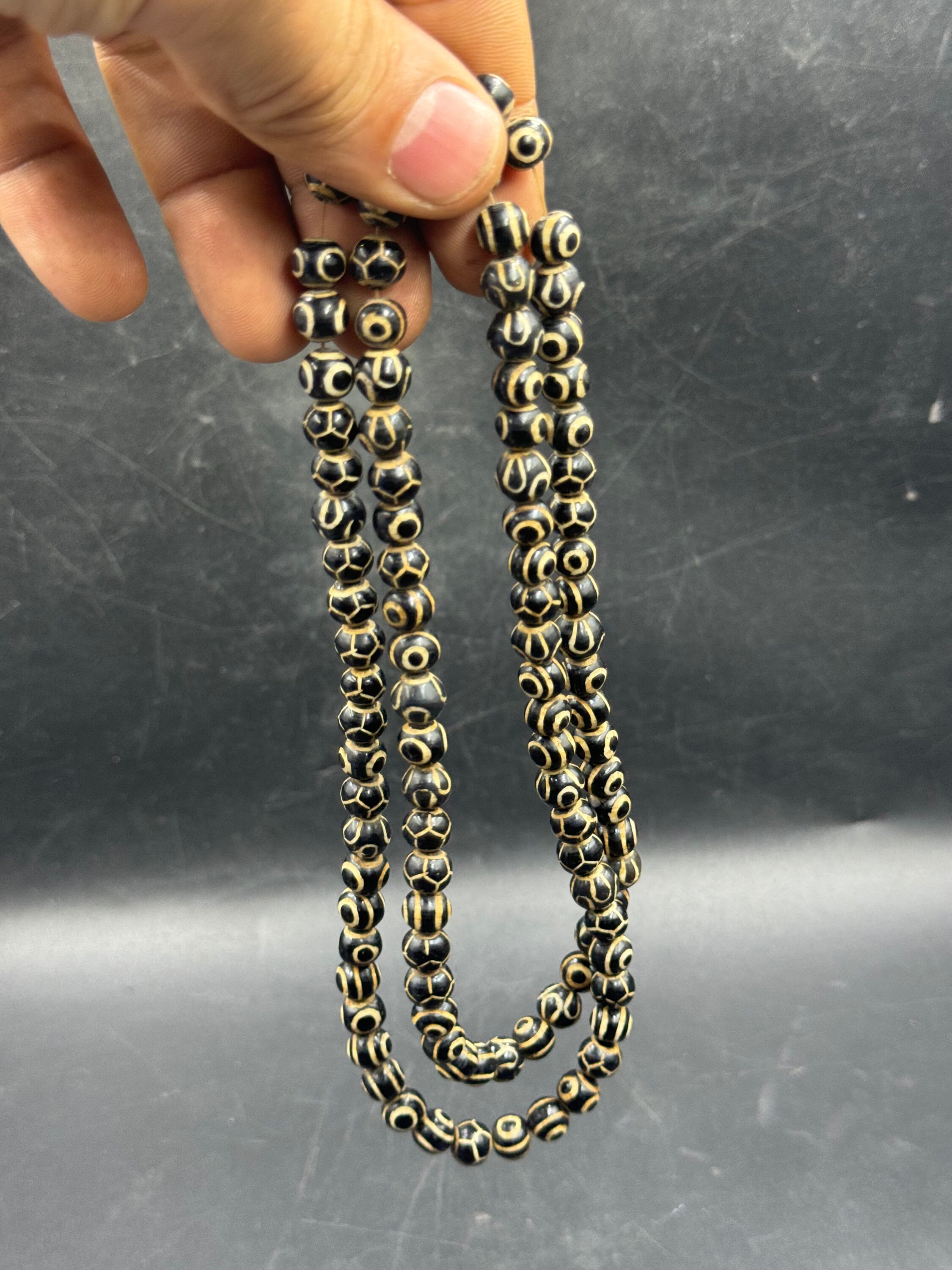 Collier Ancien En Perles D'agate Véritable - Pierre Naturelle, Couleur Jaune-beige, Occasion