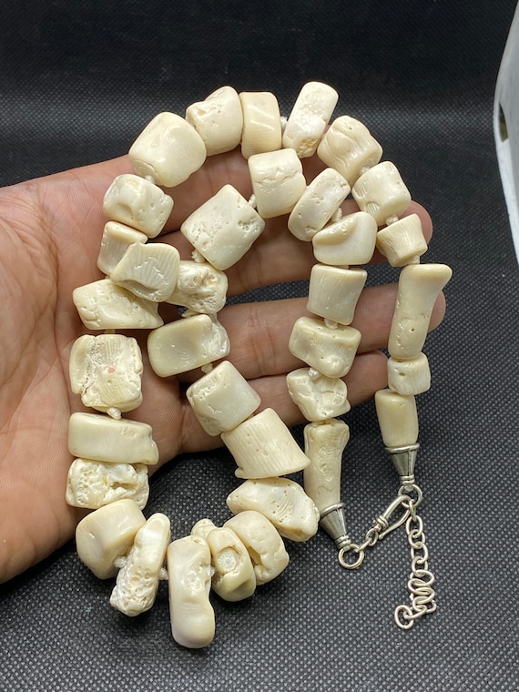 very lovely unique shape white coral bead Necklace