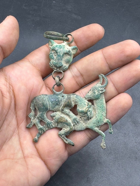 old ancient Roman bronze pendent very unique