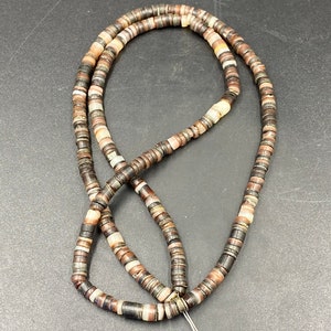 rare ancient disk shape agate indo Tibetan Himalayan beads necklace old