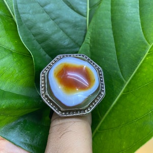 Increíble hermoso muy antiguo anillo de plata maciza de ágata de un ojo del Tíbet hecho a mano