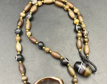 Rare Unique Old Antique Beautiful Tibetan Agate Carnelian Bead Necklace ...