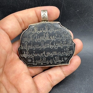 Wonderful old ancient black stone Islamic kuffic writing pendent