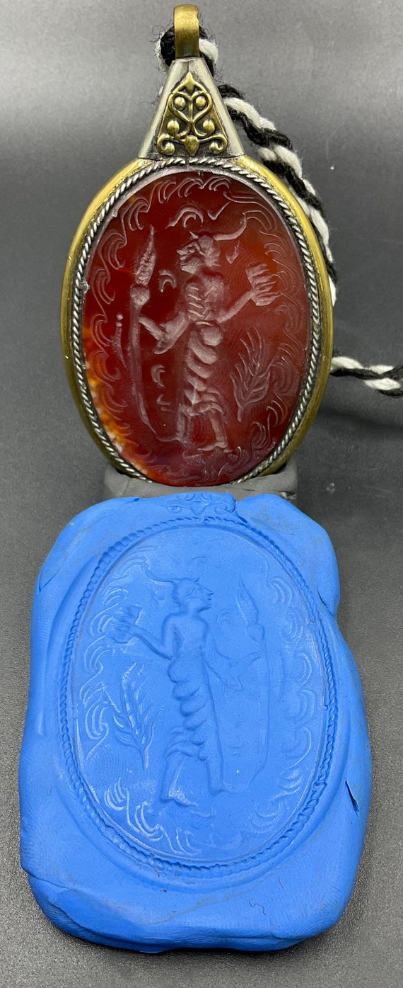 Ancient Bactrian indo-Greek carved carnelian inta… - image 1