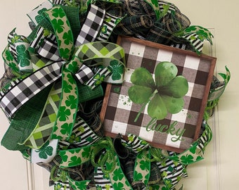 Lucky 4 Leaf Clover Wreath, St Patrick’s Day Buffalo Plaid Wreath, Irish Lucky Charm Decor for Front Door