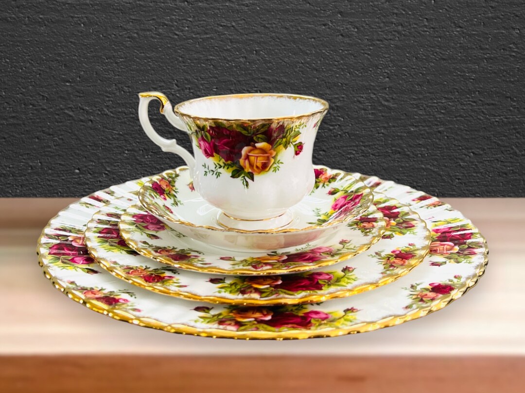 Royal Albert Dinnerware Set Old Country Roses, 5 Pieces Place Setting Old Country Roses ...