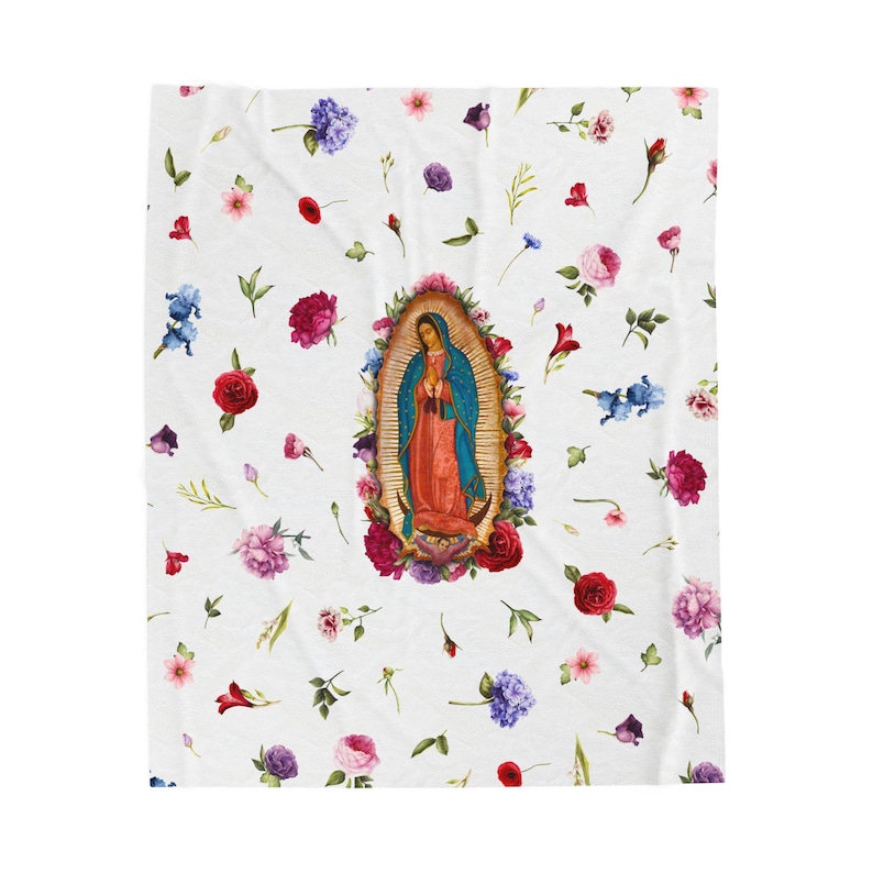 Our Lady of Guadalupe - Velveteen Plush Blanket, Virgen Guadalupe, Virgen Maria, Mexicana, Regalo para mama, Religious Gift, Navidad Regalo image 2