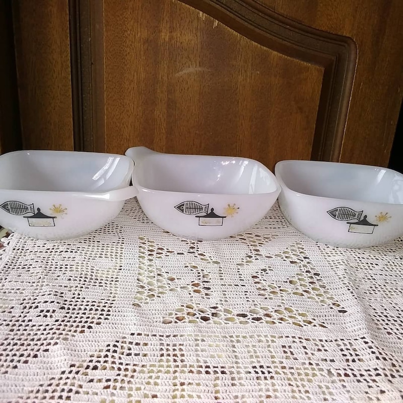 Crown Pyrex - Etsy Australia